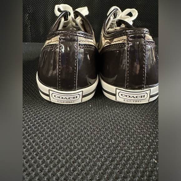 Ladies Coach Shoes - Picture 7 of 10
